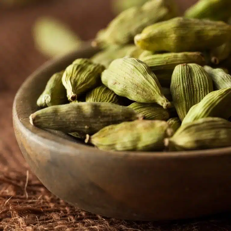 Miért érdemes a kardamomot beépíteni az étrendbe a szívegészségért 1 cardamome 768x768 1